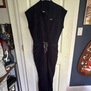 XS Figs Jumpsuit navy